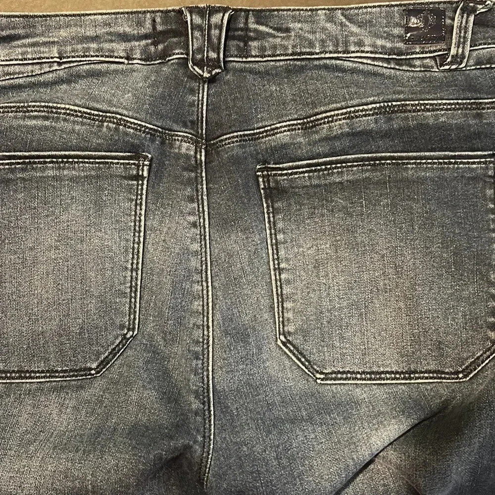 Democracy High Rise Skinny Jean Women’s Size 6 - Picture 6 of 6